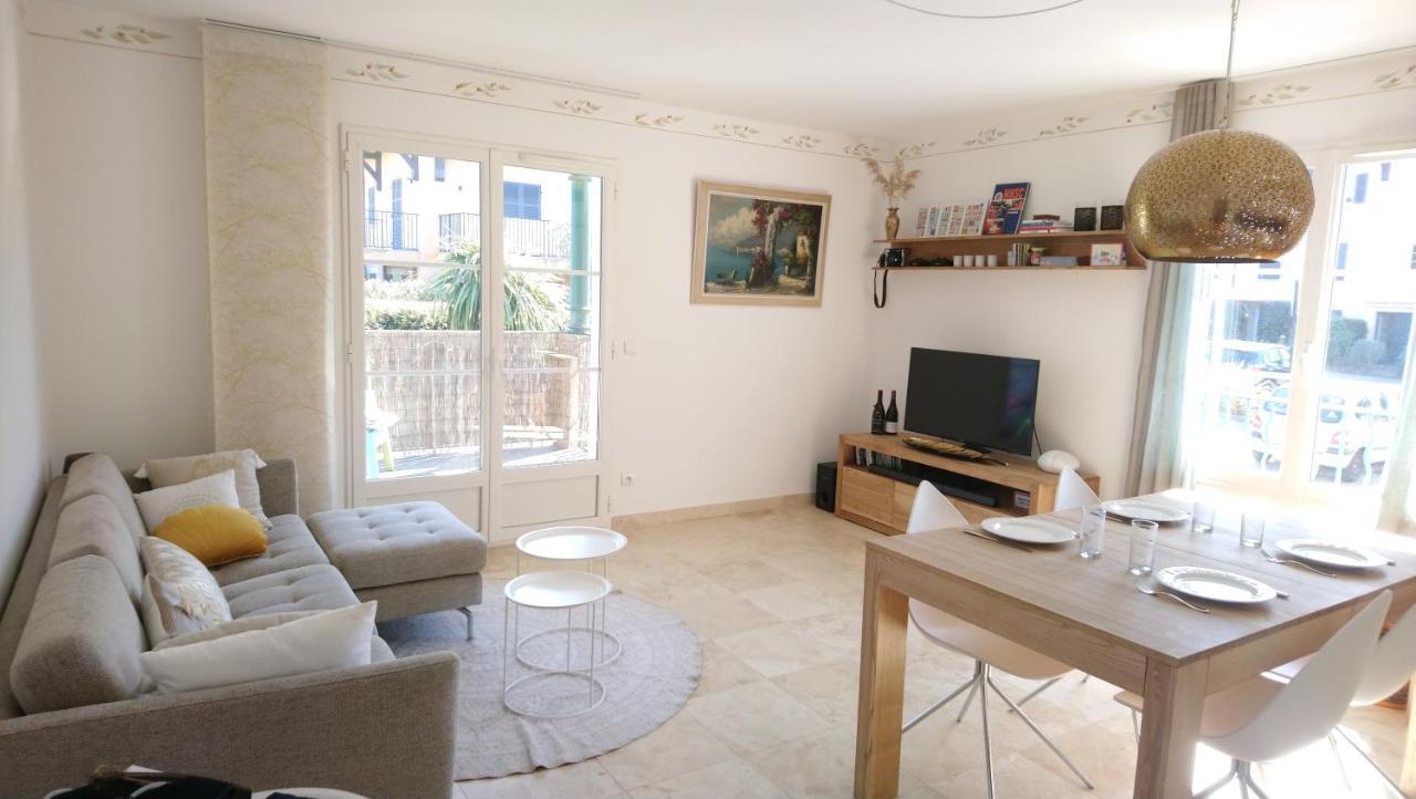 Appartement Premium T3 Residence Piscine La Croix-Valmer Bagian luar foto